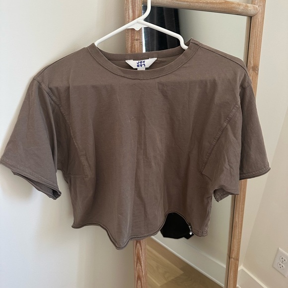 Joylab Cropped Boxy Crewneck Tee - Picture 2 of 5